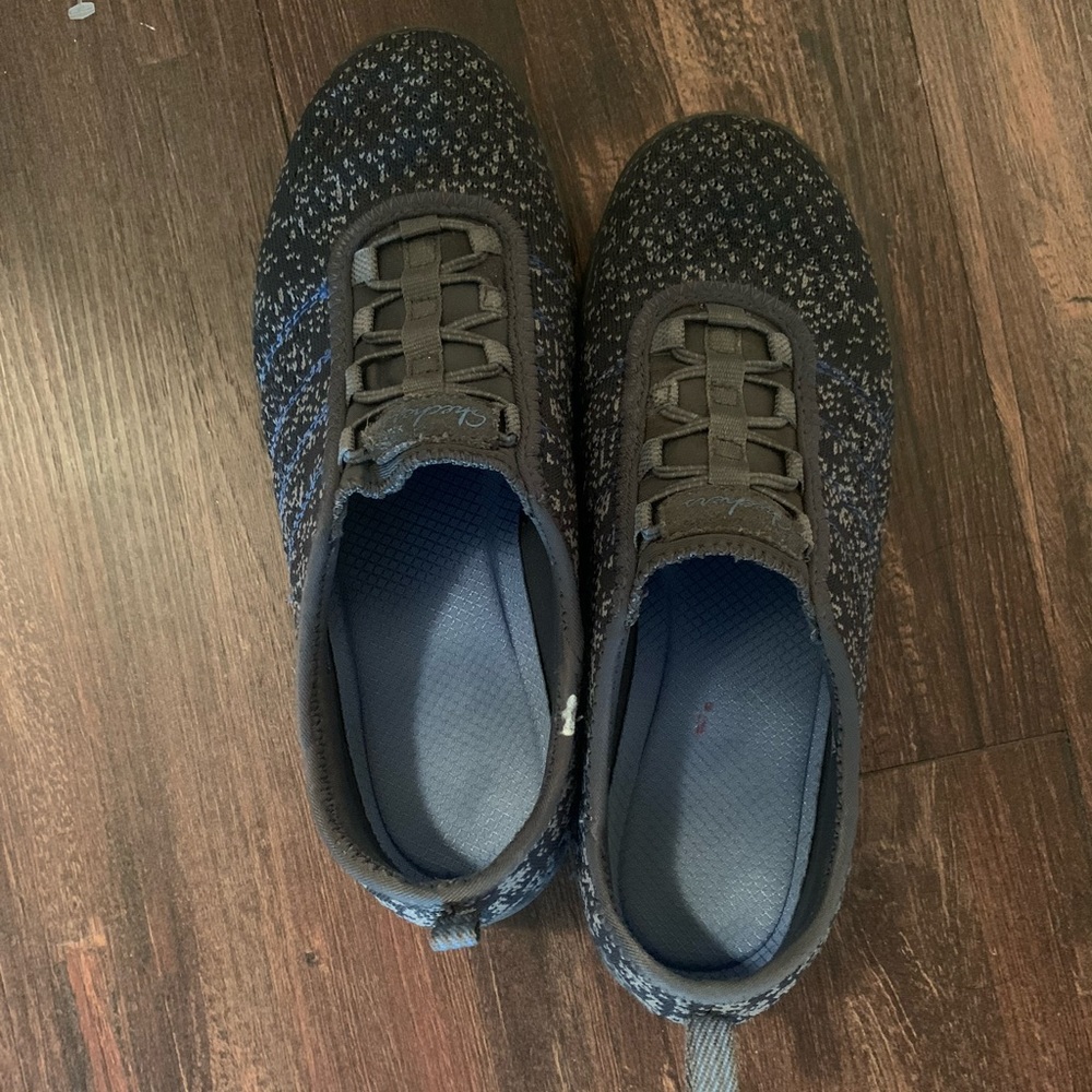 Sketchers shoes 6.5
